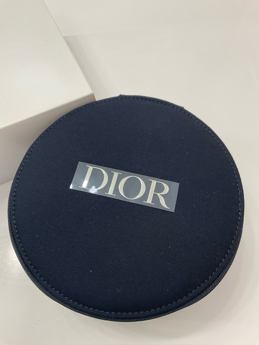 NIB Dior Beauty Round Pouch with mirror - Picture 2 of 5